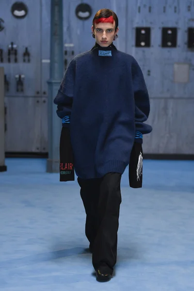 Look 50